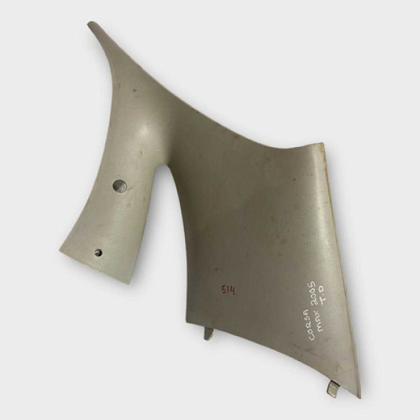 Acabamento Coluna Tras Direito Gm Corsa Maxx 2005 93264718