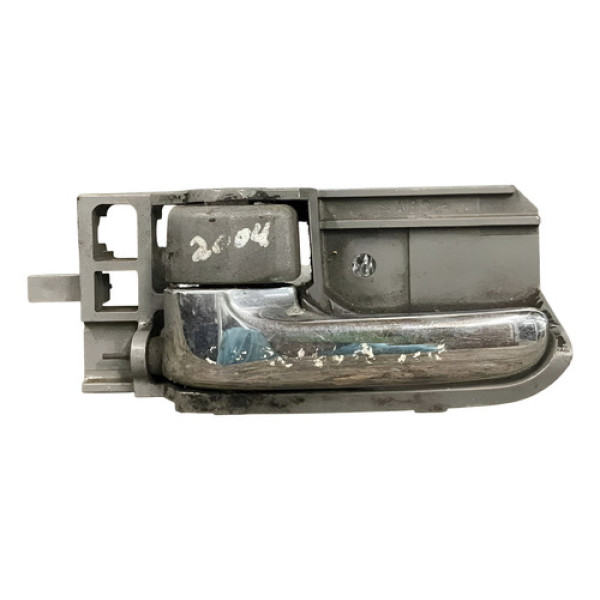 Maçaneta Interna Traseira Esquerda Toyota Hilux 2004