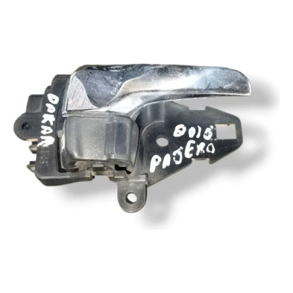 Maçaneta Interna Dianteira Direita Pajero 2015/2016 5716a580 Prateado Dianteira