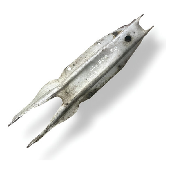 Balança Bandeja Traseira Direito Mercedes Gla 200  2013 2014