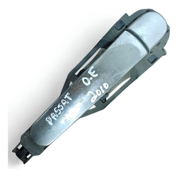 Maçaneta Externa Dianteira Esquerda Vw Passat 2008 A 2010  Dianteira
