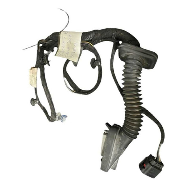 Chicote Traseira Esquerdo Chevrolet Onix Sedan 2020