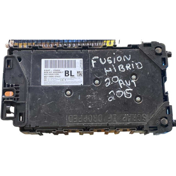 Caixa De Fusíveis Ford Fusion 2.0 Hibrido  Eg9t-15604