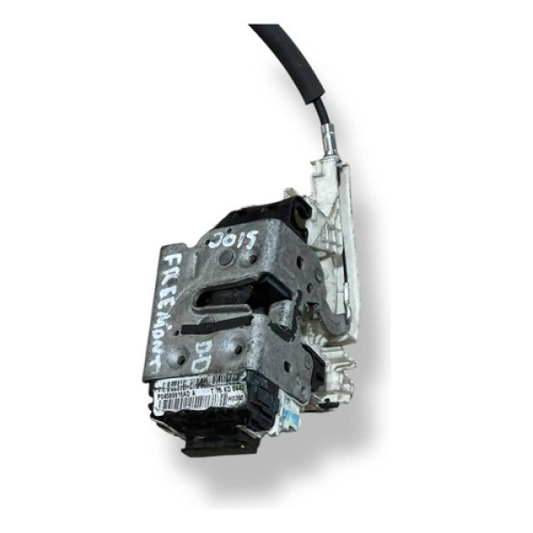 Fechadura Porta Dianteira Direita Fiat Freemont 2011 A052111