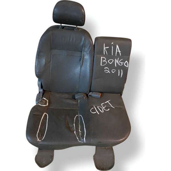 Banco Traseiro Direito Kia Bongo 20112012 C/detalhe - Preto