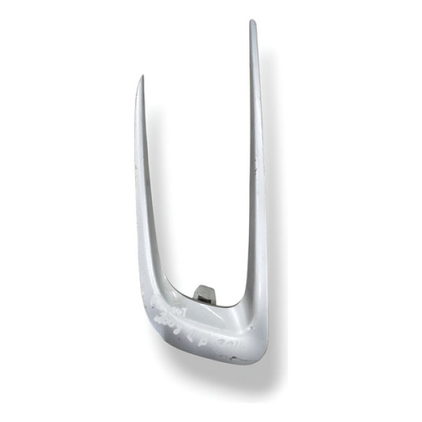 Moldura Esquerda Farol Milha Peugeot 2008 2016/17 9803670077 Prateado Esquerdo