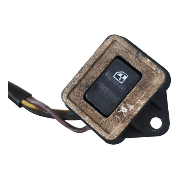 Botao Vidro Traseiro Esquerdo Gm Monza Tubarao 1997 03836580