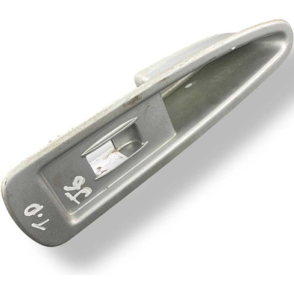 Moldura Botão Vidro Traseiro Direito Jac J6 2012 - 29911048