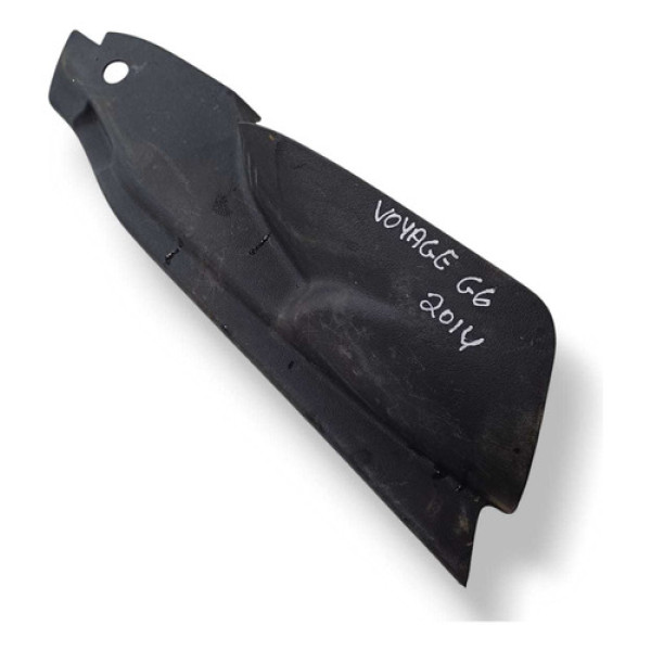 Acabamento Lateral Banco Traseiro Direito Voyage 5u6867766