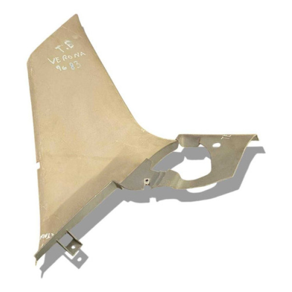 Acabamento Superior Tras Esquerdo Ford Verona 1996 Detalhe