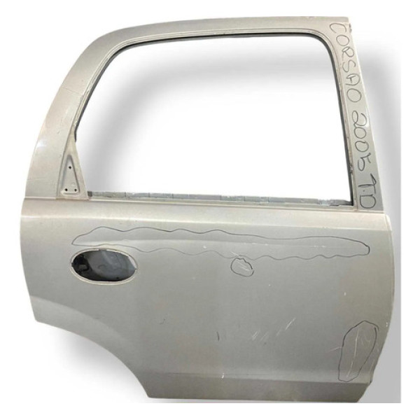 Porta Traseira Direita Chevrolet Corsa 2005 A 2007 Detalhe Traseira Direita Branco