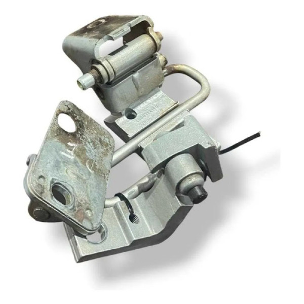 Par Dobradiças Dianteira Esquerda Vw Golf 2001 4b0831411b