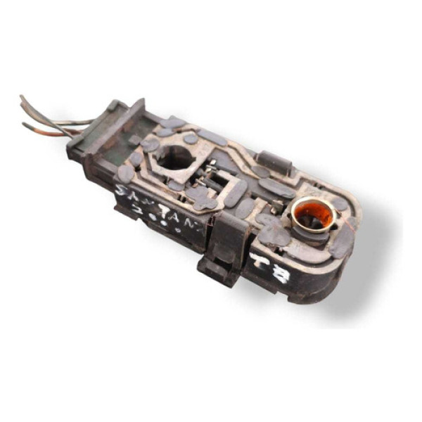 Circuito Lanterna Tras Esquer Vw Santana 2001/02 3059452573 Esquerdo/motorista Preto