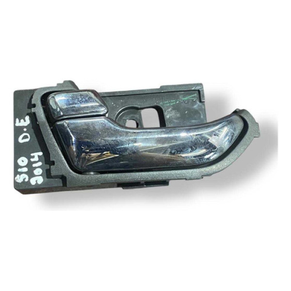 Maçaneta Interna Dianteira Esquerda Chevrolet S10 2014 2015 Prateado Dianteira