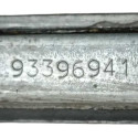 Trilho Guia Vidro Porta Dianteira Dir Zafira 2008 93396941 Prateado