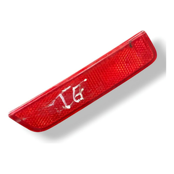 Refletor Parachoque Traseiro Esquerdo Duster 2014 8200384035 Vermelho
