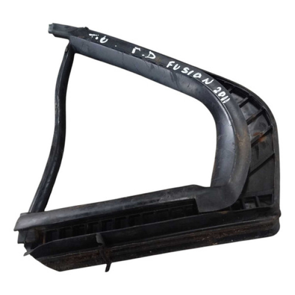 Moldura Vidro Fixo Traseiro Direito Ford  Fusion 2.5 2011  - Prateado