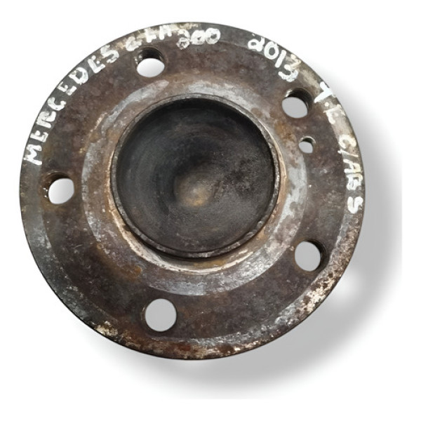 Cubo Roda Traseira Esquerda Mercedes Cla 200 Com Abs 2013