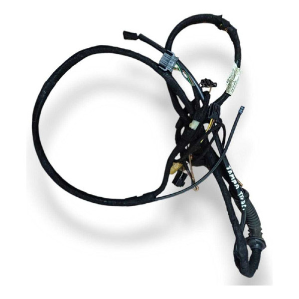 Chicote Tampa Traseira Volkswagen Crossfox 2014 5z4971147s