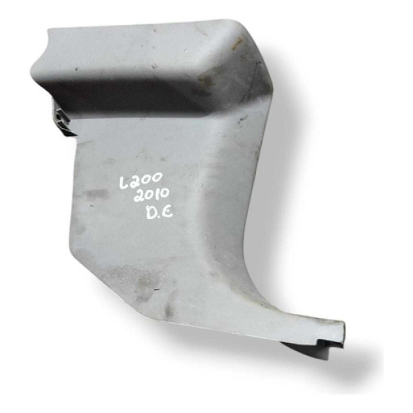 Soleira Coluna Diant Direita L200 Triton 3.2 2010 Mn166950 Prateado