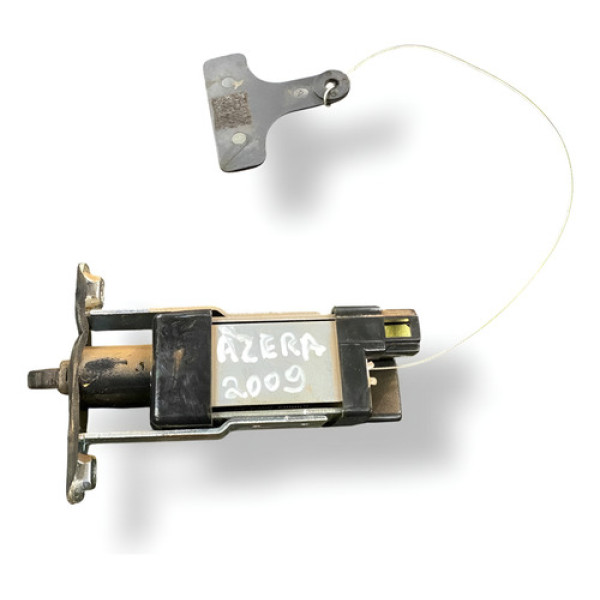 Trava Portinhola Tanque Combustivel Hyundai Azera 957203l00 - Preto