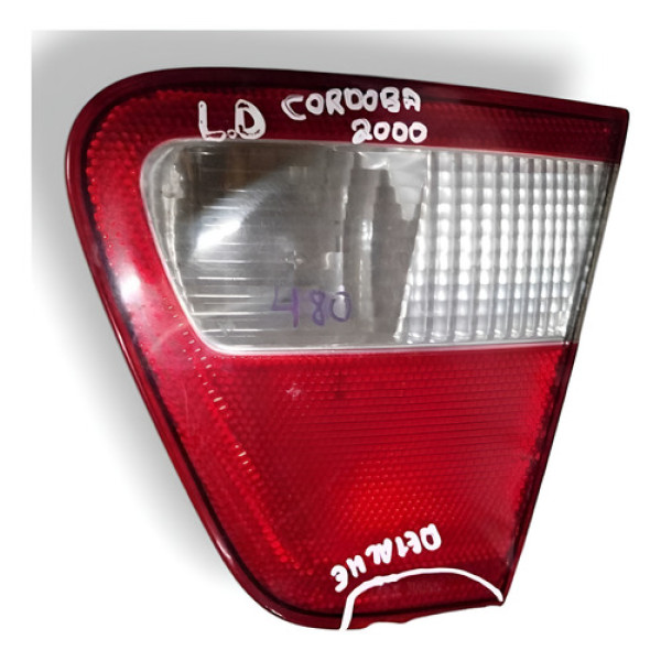 Lanterna Esquerda Tampa Seat Cordoba 00/03 6k5945092f Detalh Direito/passageiro Vermelho