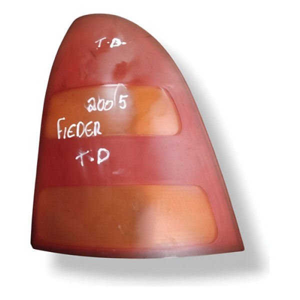 Lanterna Lado Direito Toyota Fielder  2005 2006 2007 2008 - Direito/passageiro - Vermelho