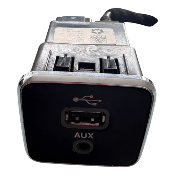 Entrada Usb Auxiliar Fiat Toro 2017/2018/2019 5xg28dx9ab Preto
