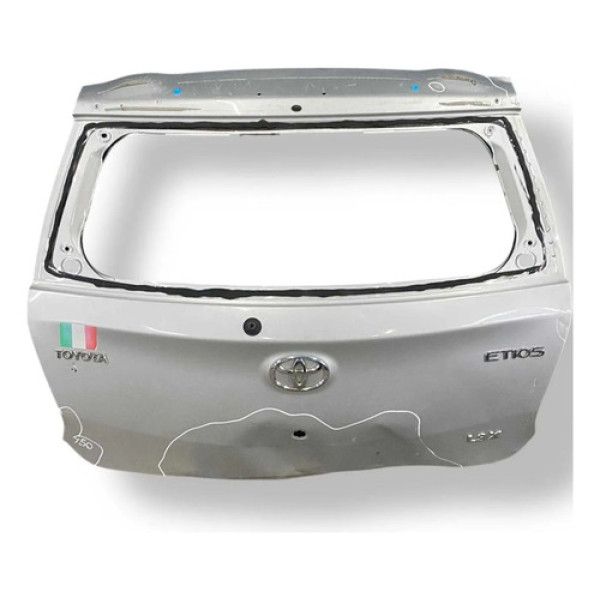Tampa Traseira Porta Malas Toyota Etios 2015 2016 Detalhe Branco