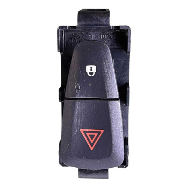 Botão Pisca Alerta Travarenault Logan Sandero 2015 E3160101 Preto