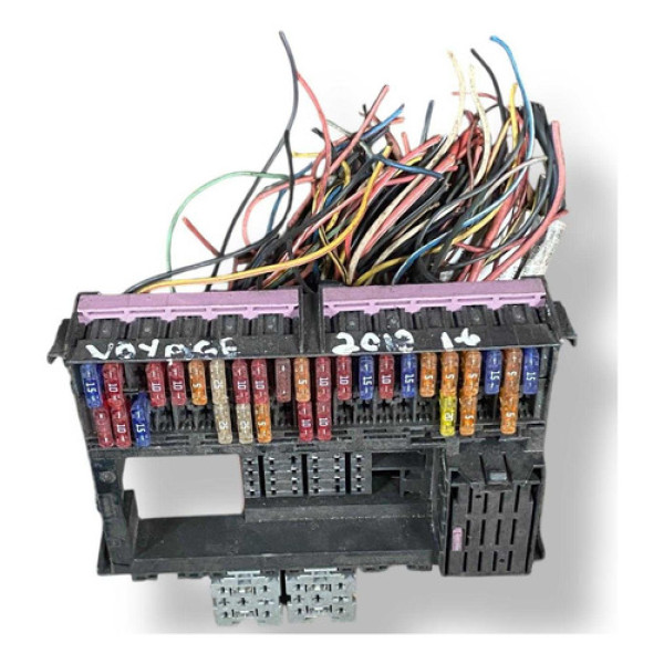 Caixa Fusíveis Relé Volkswagen Voyage 1.6 2012 - 120430044
