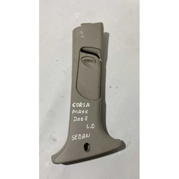 Moldura Coluna Meio Direito Chevrolet Corsa Max 07 24418303