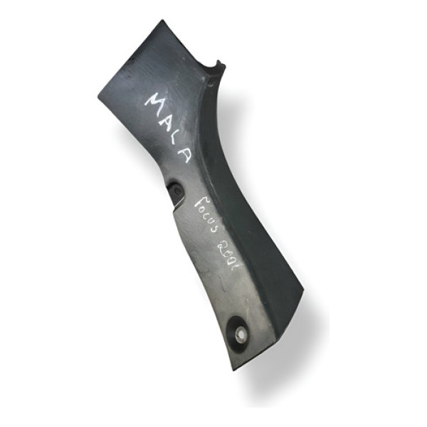 Moldura Porta Malas Direita Ford Focus 2002 2003 98aba130245