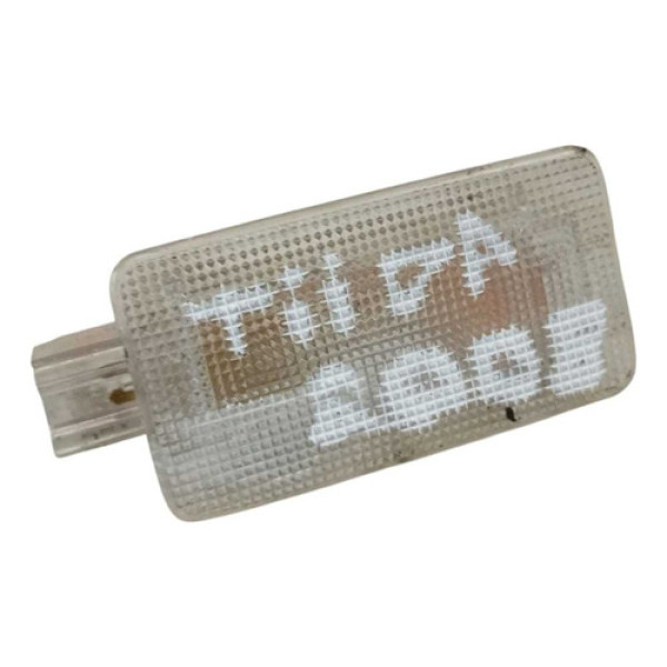 Luz Cortesia Porta Malas Nissan Tiida 1.8s 2008 2009 2010