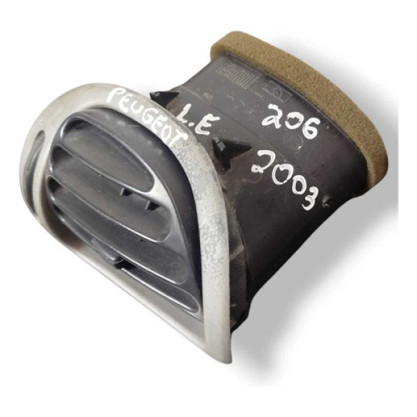 Difusor De Ar Lateral Esquerdo Peugeot 206 2000/2003 19a680