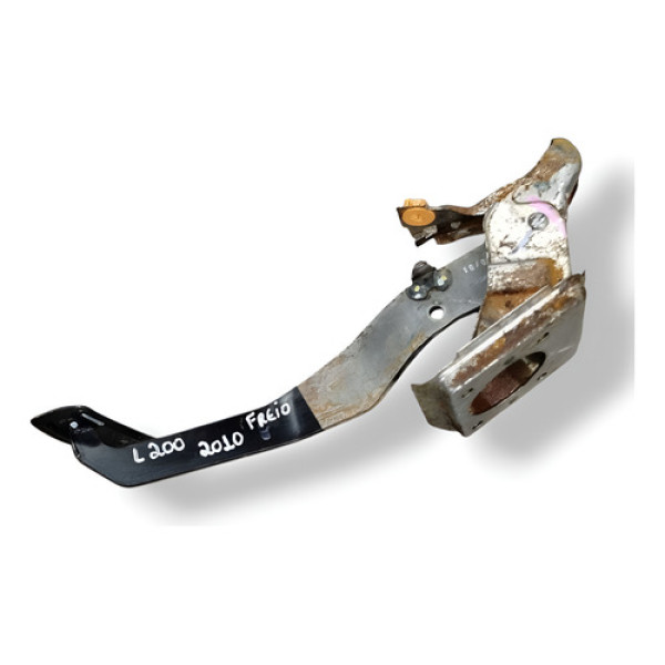 Pedal Freio Mitsubishi Pajero Dakar Triton L200 2010 4620a01