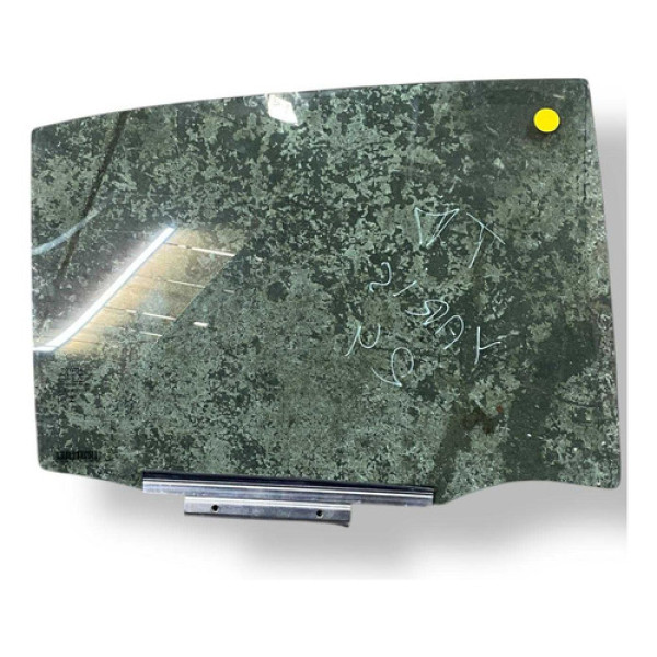 Vidro Porta Traseira Esquerda Toyota Yaris Sedan 2024 2025