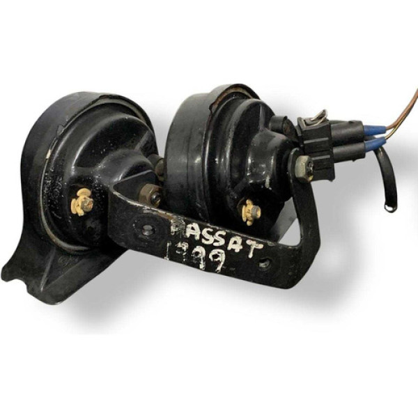 Buzina Caracol Volkswagen Passat 1999 A 2004 Detalhe 0092018