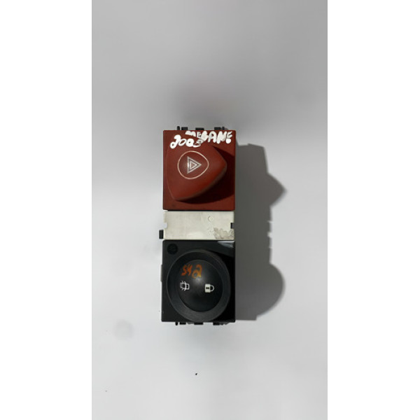 Botão Pisca Alerta/trava Porta Megane Gt Dyn 2008 8200407415 Água