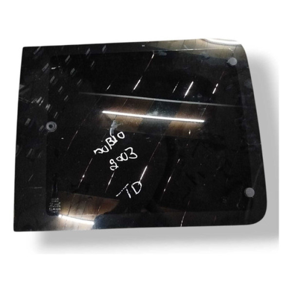 Vidro  Vigia Traseiro Direito Fiat Doblo 2002  2003 2004