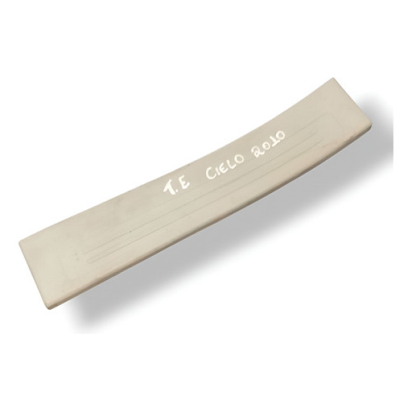 Soleira Porta Traseira Esquerda Chery Cielo 2010 M115101230 Preto