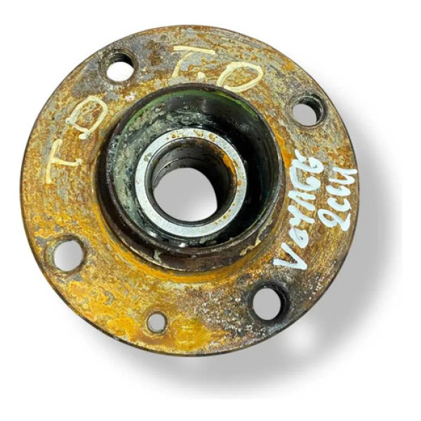 Cubo De Roda Traseiro Direito Voyage 2014 2015 2016