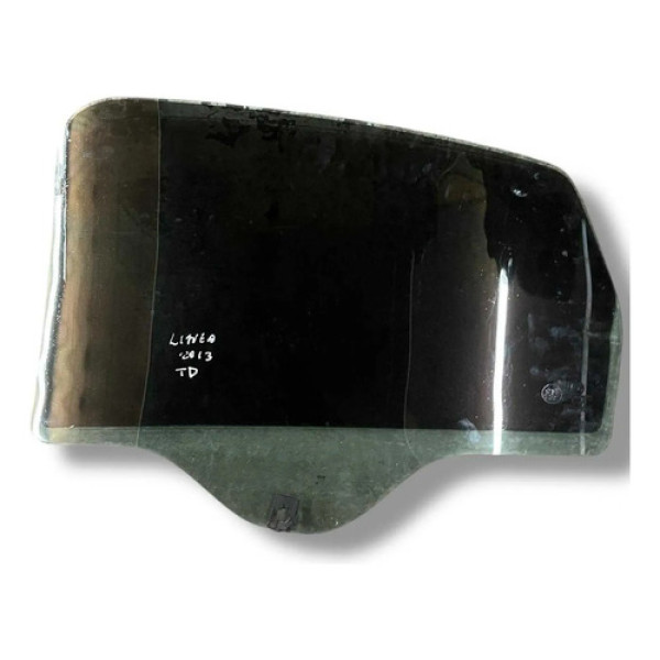 Vidro Porta Traseira Direita  Fiat Linea 2013 2014 2015 16