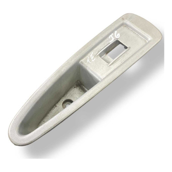Moldura Botão Vidro Traseiro Direito Jac J6 2012 29911048