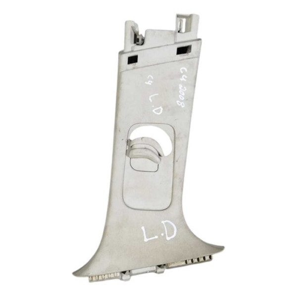 Acabamento Coluna Lado Direito Citroën C4 2008/09 9681784077