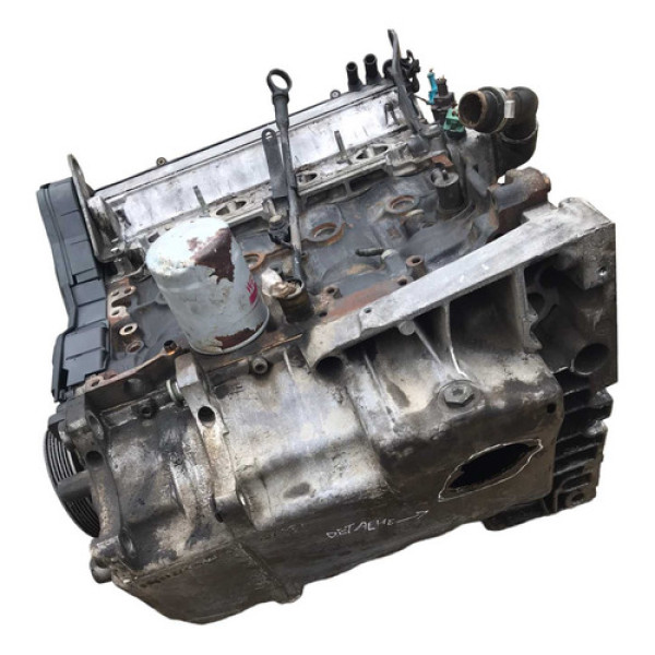 Motor Parcial Peugeot 406 2.0 Aut 2001 (detalhe )
