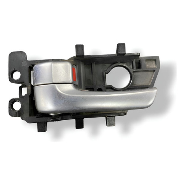 Maçaneta Interna Porta Esquerdo Kia Cerato 09/13 826101m000 Prateado Dianteira