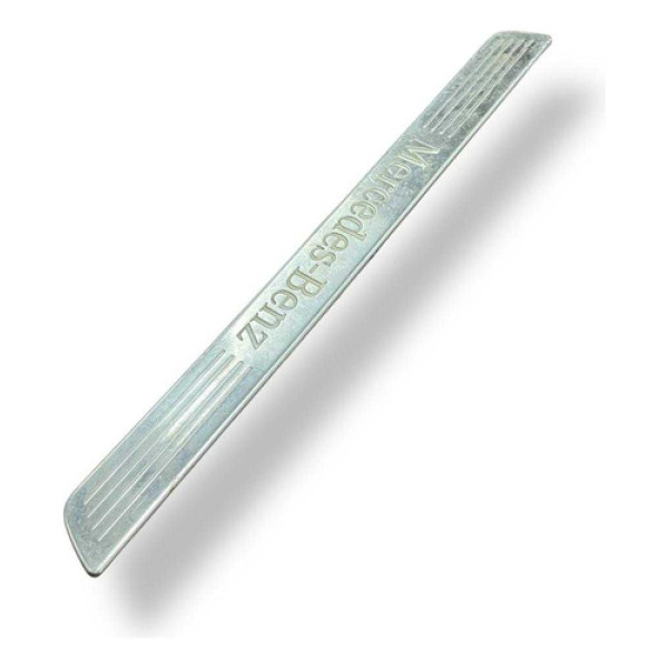 Soleira Porta Dianteira Direita Mercedes Gla 250 A24668054 1