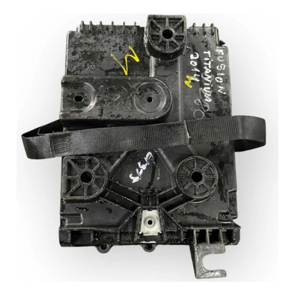 Suporte Base Bateria Ford Fusion Titanium 2013/14 Dg9310726b