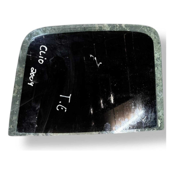 Vidro Fixo Traseiro Direito Renault Clio Sedan 2005 2006